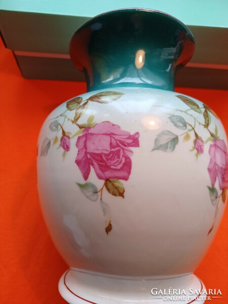 Régi Hollóházi porcelán rózsás váza