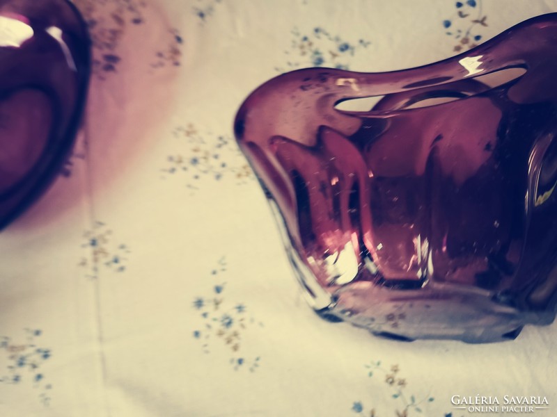 Frantisek Zemek padlizsán színű üveg asztalközép, kosárka, akár váza