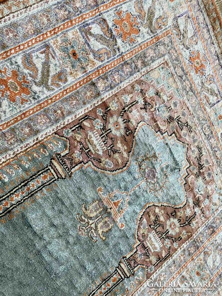 Kayseri 100% silk carpet 134x92cm