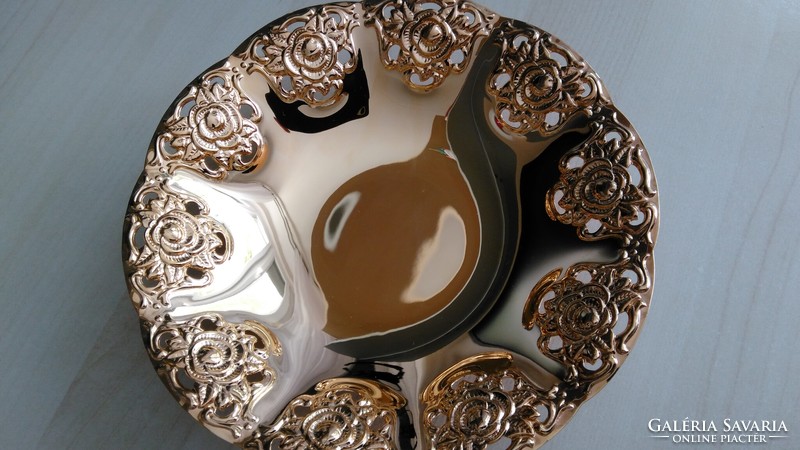 24-karat gold-plated metal bowl