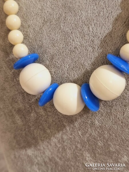 Retro (new) pearl necklace white - blue