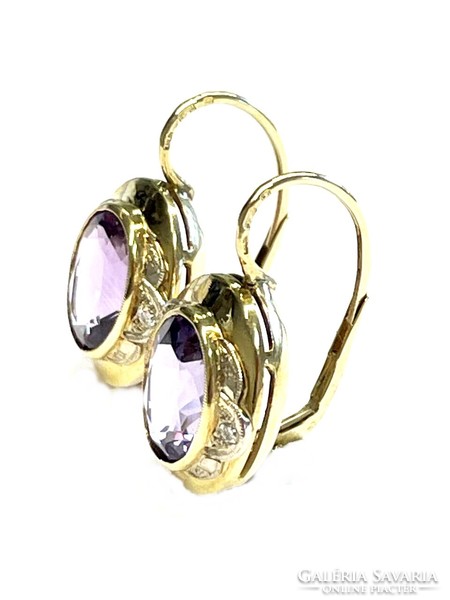 Gold earrings with amethyst and diamond stones