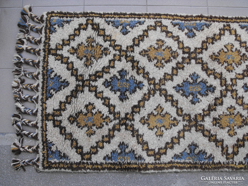 Retro wool rug, handmade, 174 x 77 cm, no moths, no holes