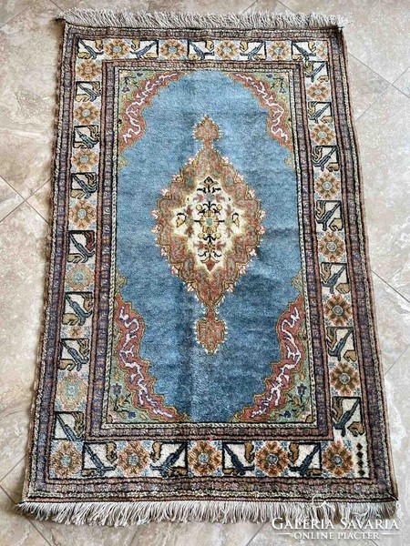 Kayseri 100% silk carpet 140x85cm