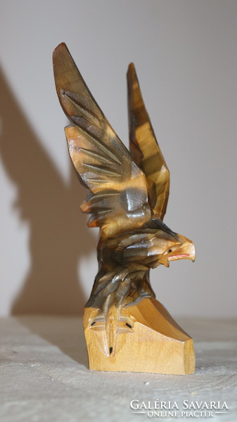 Wooden carved eagle (large size)