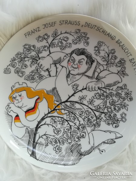 Ernst Maria Lang tervezte, Limitált szériás porcelán tányér. 26 cm átmérőjű