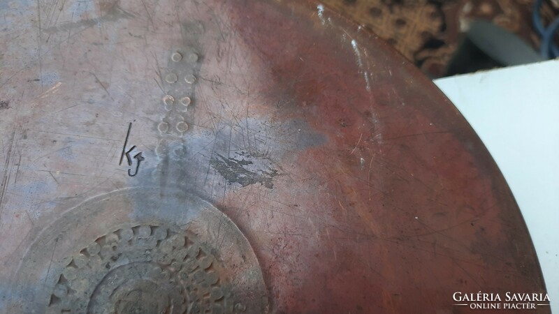 Retro craftsman metalwork hammered copper tray - with kj signature (József Kótai?)