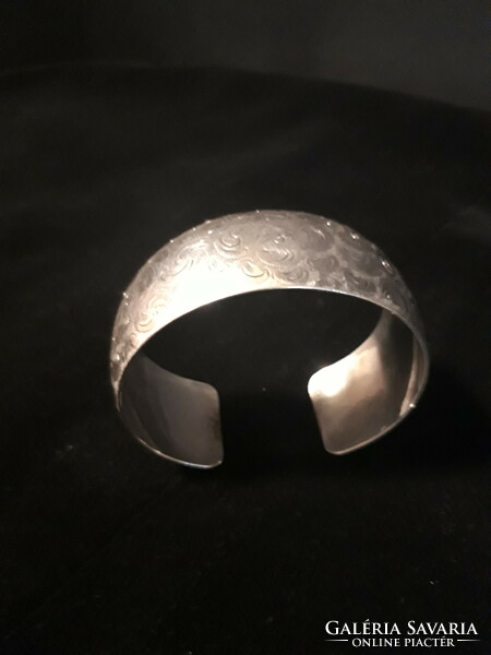 Silver women's open bracelet