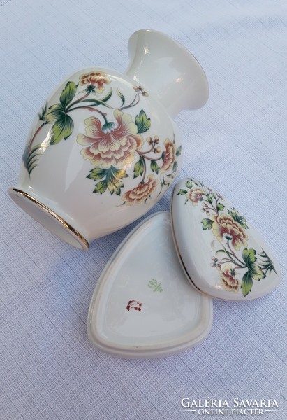 Raven house vase/bonboniere set