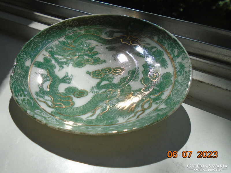 2 Japanese small plates with gold contoured green dragon pattern