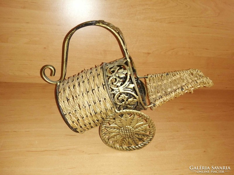 Rattan/bamboo tilaga-shaped wine holder drink holder (bb)