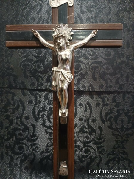 Antique bider corpus crucifix cross. Negotiable!