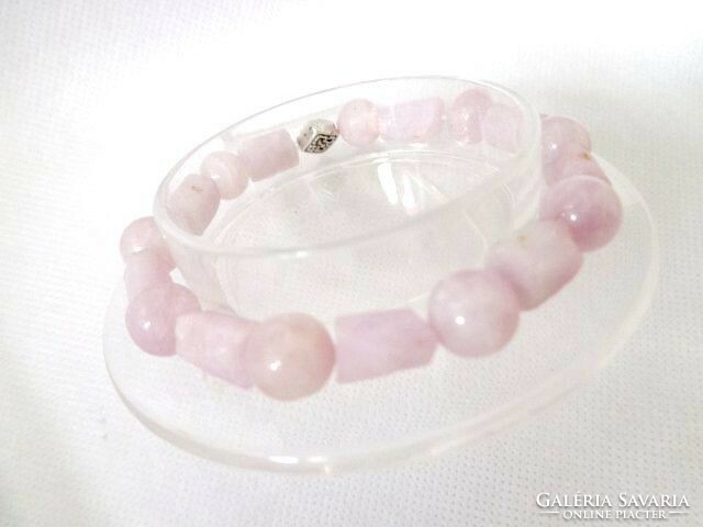 Kunzite bar and ball bracelet