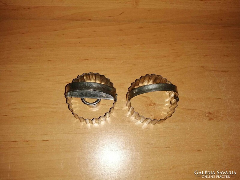 Antik linzer készítő, sütemény kiszúró forma pár (25/d)