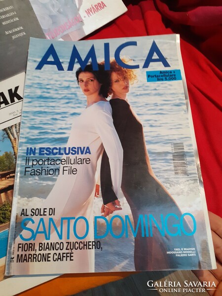 Newspaper - amica March 1997 Italian fashion magazine