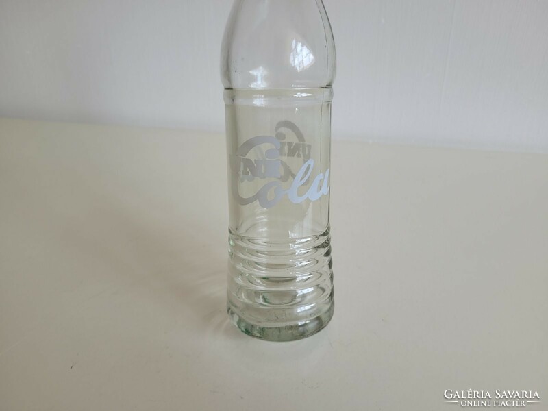 Retro bottle uni cola soft drink old glass soft drink bottle