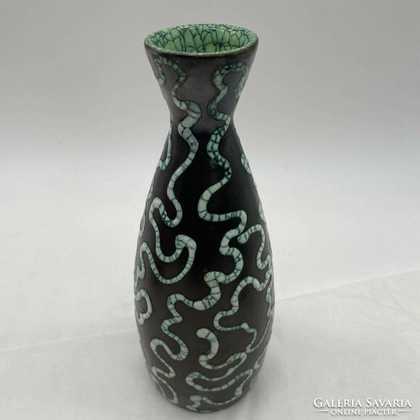 Pesthidegkúti "snake" váza - metál fekete, zöldeskék