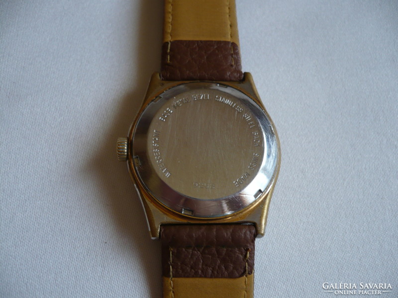 Sicura de luxe is a rare automatic Swiss watch from the 1970s