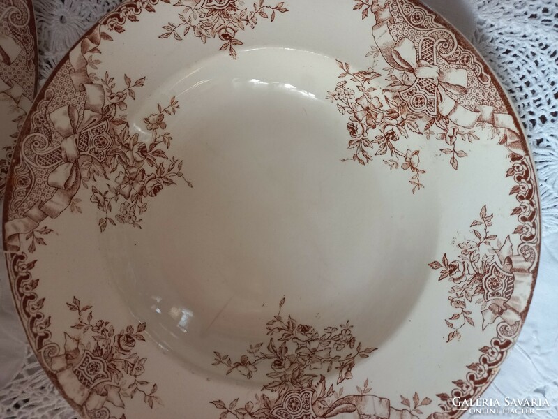 2 Longwy, marly decorated deep plates