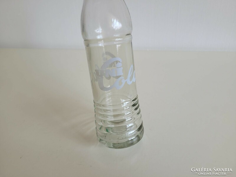 Retro bottle uni cola soft drink old glass soft drink bottle