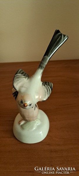 Aquincum porcelain bird