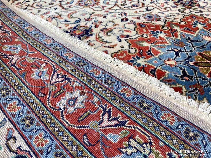 Iran Isfahan extra perzsaszőnyeg 210x135cm