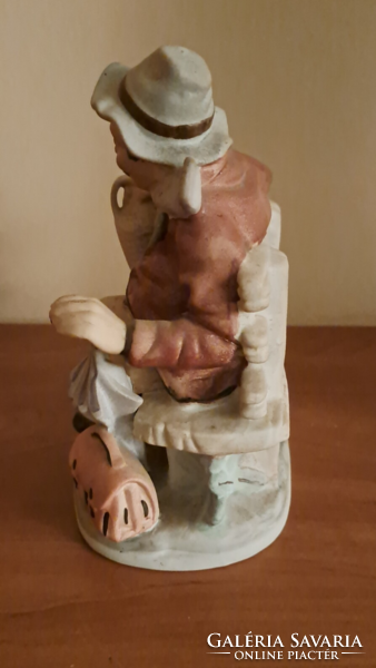 Román porcelán figura