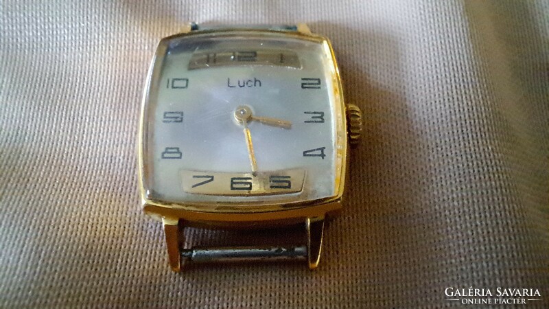 Women's watch luch