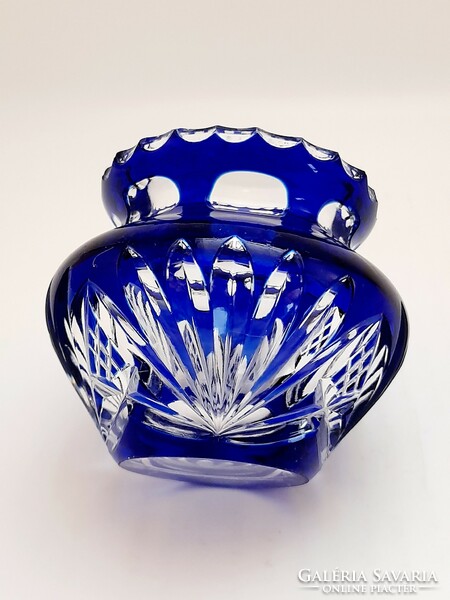 Kicsi kék kristály váza, 9 cm