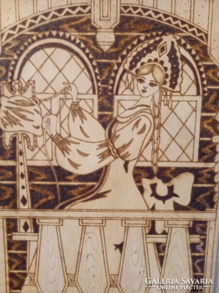 Marked wood marquetry image.