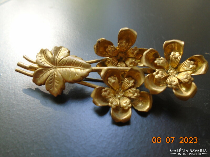 Ormolu fire-gilded antique floral brooch