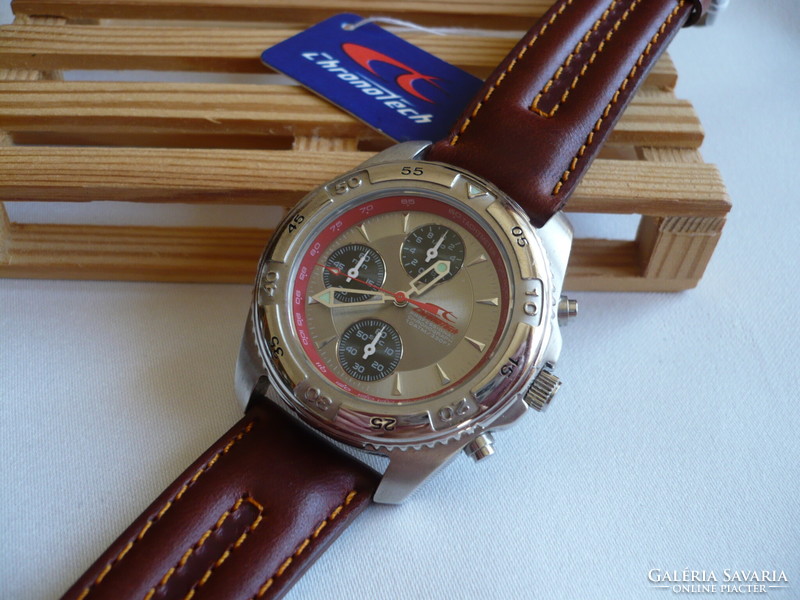 Chronotech with a never used beautiful and special chronograph gift box