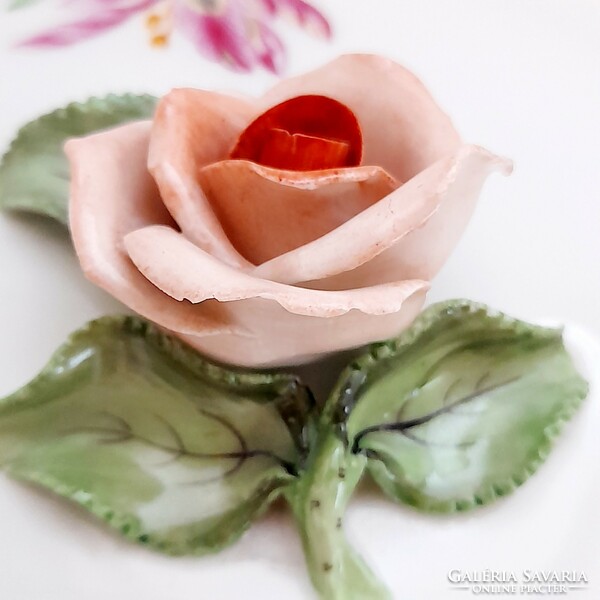 Herendi rózsafogós, virágmintás bonbonier, 12 cm