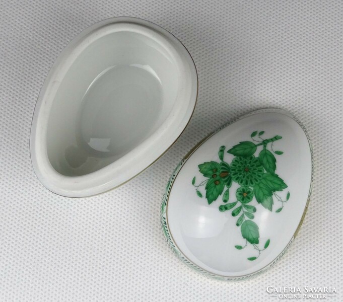 1N667 Herend porcelain egg with green Appony pattern