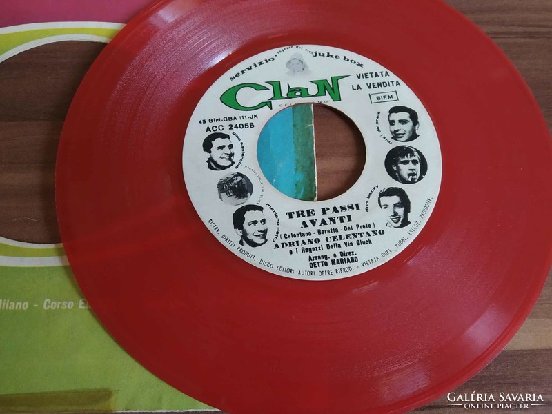 Adriano Celentano, piros színű kislemez, 1967