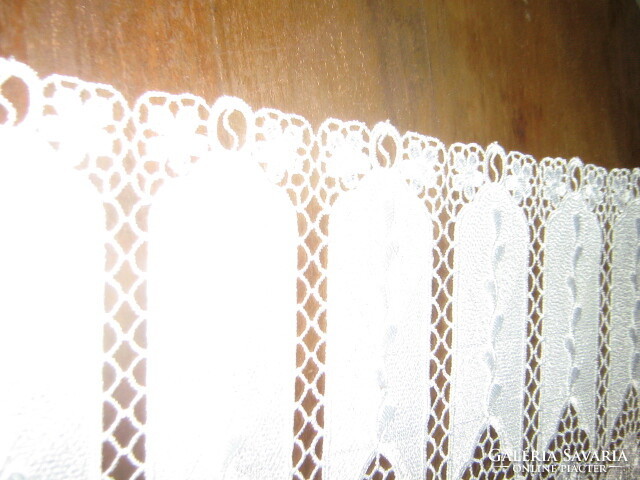 Csodaszép vintage stílusú fehér áttört virágos vitrázs függöny