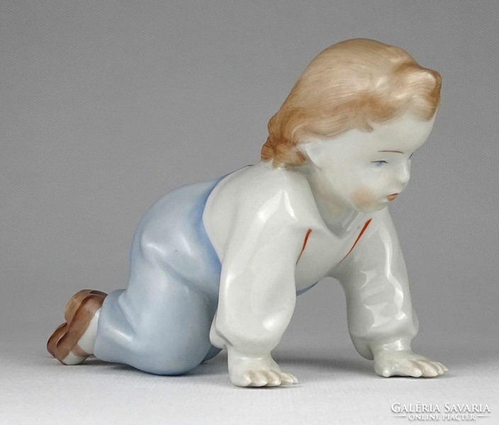 1N514 Zsolnay SINKÓ porcelán mászó kislány 15.5 cm