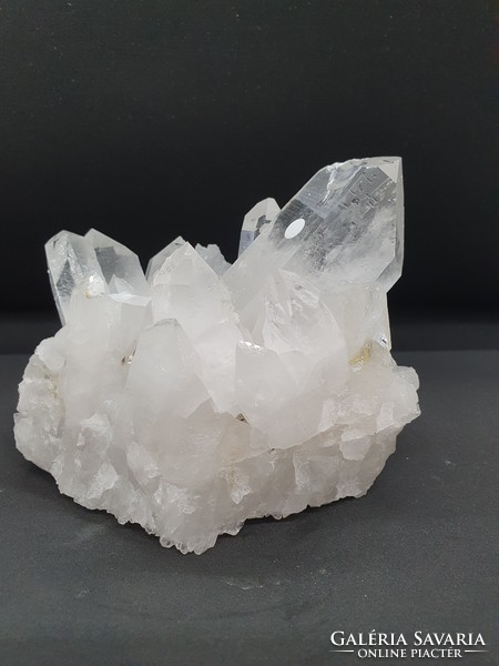 Hegyikristály ásvány telep 1,4 kg