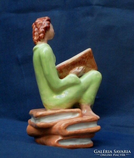 H rahmer Mária ceramic statue