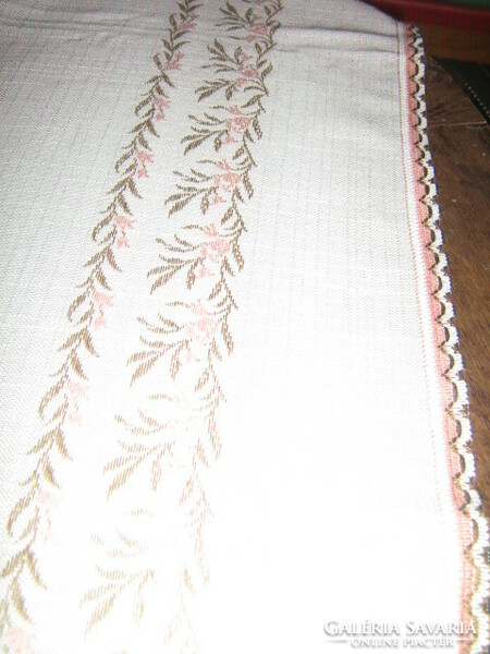 Woven tablecloth with a beautiful elegant toledo pattern