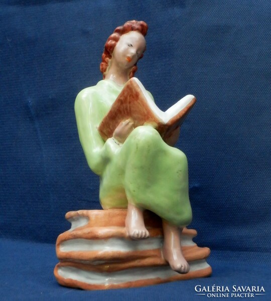 H rahmer Mária ceramic statue