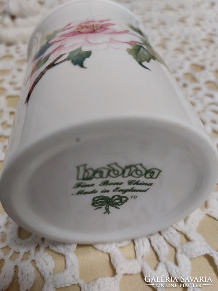 English porcelain, toothbrush holder