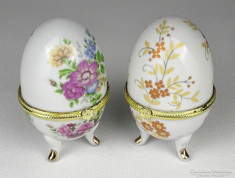 1N521 large porcelain egg bonbonier pair 9.5 Cm