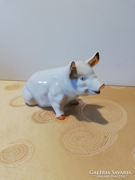 Charming pig figure, painted white and gold