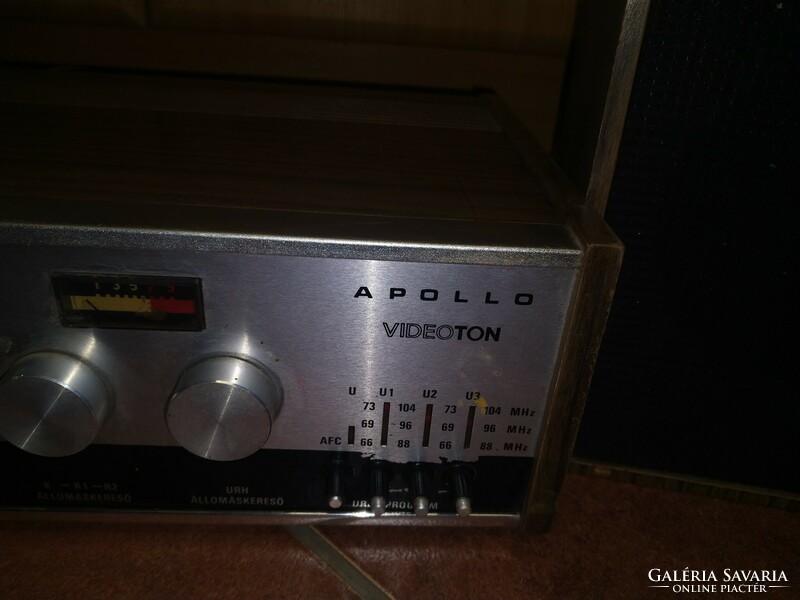 Videoton apollo amplifier with two factory speakers for sale