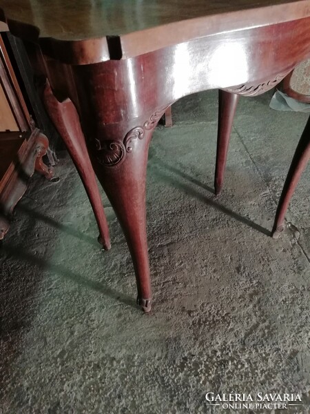 Antik barokk asztal