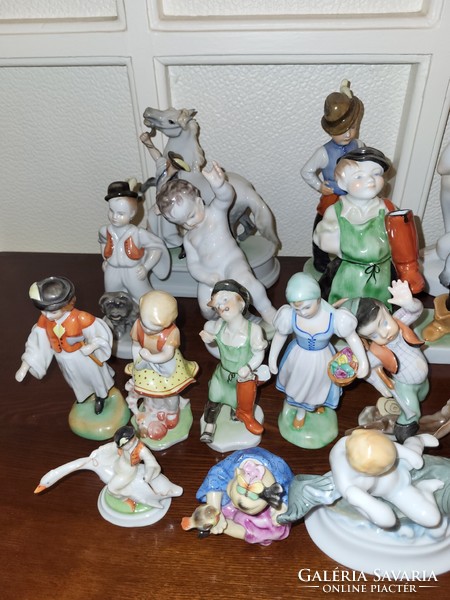 Herend figure collection 31 pieces