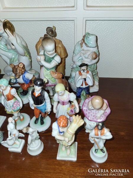 Herend figure collection 31 pieces