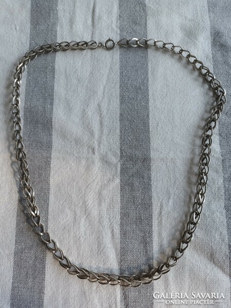 Beautiful solid necklace made of old sterling silver for sale!