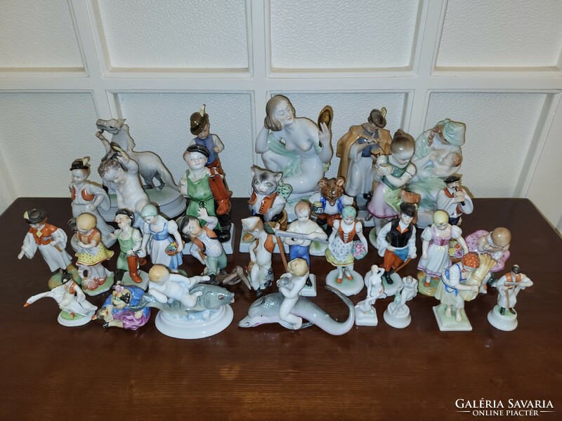 Herend figure collection 31 pieces